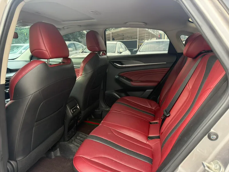 Changan Eado 2021 PLUS Blue whale NE 1.4T GDI DCT Premium Trim exterior photo 5 Changan Eado 2021 PLUS Blue whale NE 1.4T GDI DCT Premium Trim exterior photo 5