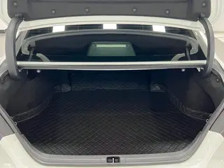 Toyota Camry 2019 2.0G Luxury Edition Country VI exterior photo 10 Toyota Camry 2019 2.0G Luxury Edition Country VI exterior photo 10