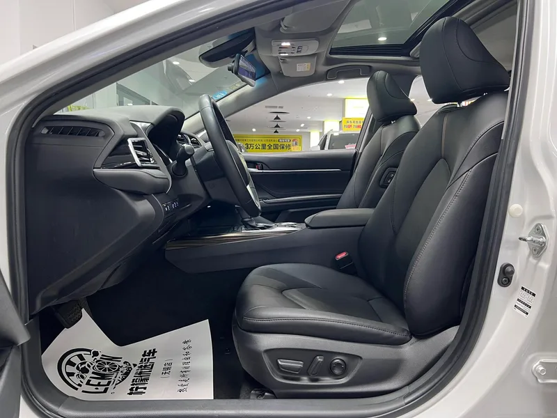 Toyota Camry 2019 2.0G Luxury Edition Country VI interior photo 15 Toyota Camry 2019 2.0G Luxury Edition Country VI interior photo 15