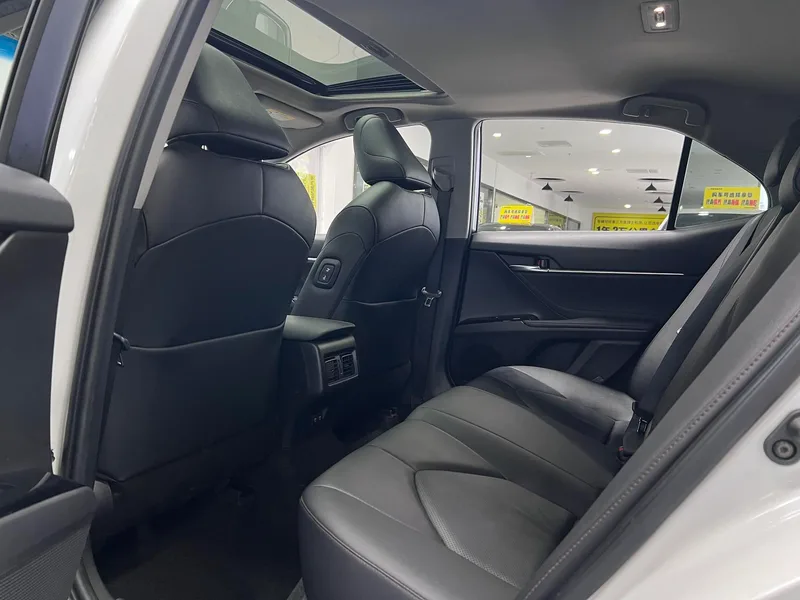 Toyota Camry 2019 2.0G Luxury Edition Country VI interior photo 16 Toyota Camry 2019 2.0G Luxury Edition Country VI interior photo 16