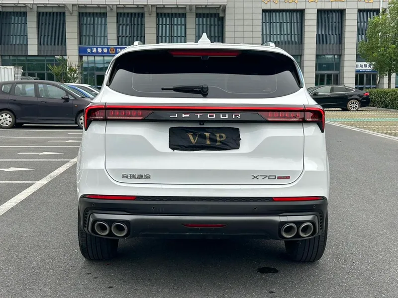 Jetour X70 PLUS 2024 Чемпионская версия 1.5T DCT Чемпион PRO 5 Кресло интерьер фото 9