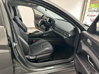 Hyundai Elantra 2023 1.5L CVT GLX Versión de élite exterior foto 4