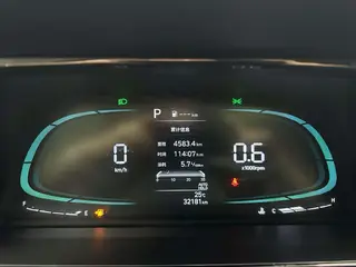 Hyundai Elantra 2023 1.5L CVT GLX Versión de élite interior foto 6