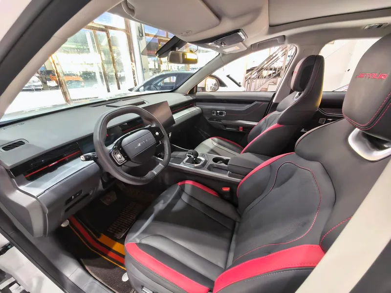 Jetour Dasheng 2025 1.5T DCT Youth UP interior photo 8