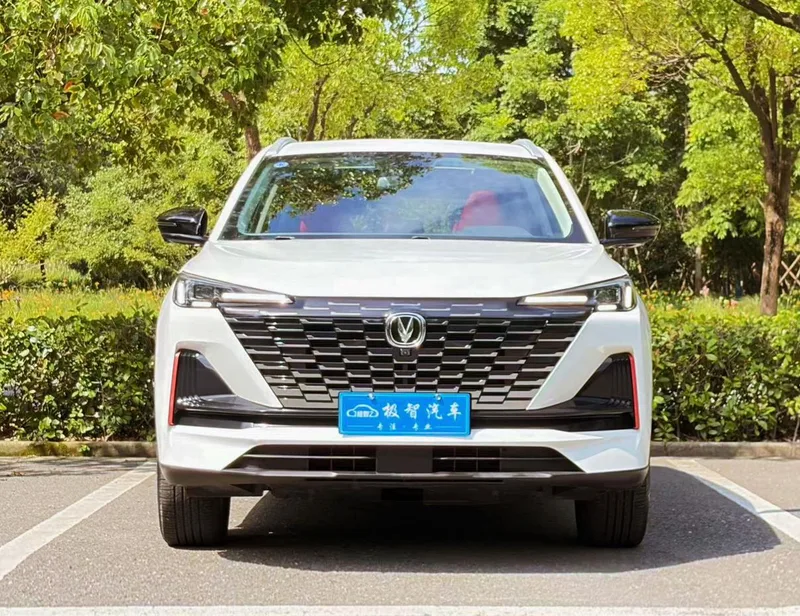 Changan CS55 PLUS 2022 Second generation 1.5T DCT Premium Trim exterior photo 2 Changan CS55 PLUS 2022 Second generation 1.5T DCT Premium Trim exterior photo 2