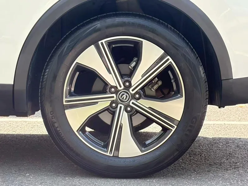 Changan CS55 PLUS 2022 Second generation 1.5T DCT Premium Trim interior photo 9 Changan CS55 PLUS 2022 Second generation 1.5T DCT Premium Trim interior photo 9