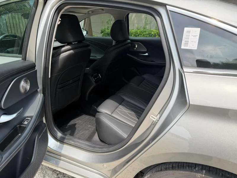 Chery Arrizo 8 2024 High-energy version 2.0T DCT Strength interior photo 10 Chery Arrizo 8 2024 High-energy version 2.0T DCT Strength interior photo 10