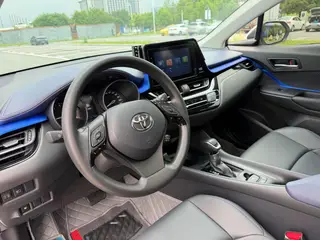 Toyota C-HR 2022 2.0L Versión líder exterior foto 5