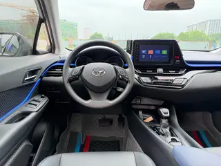 Toyota C-HR 2022 2.0L Versión líder exterior foto 8