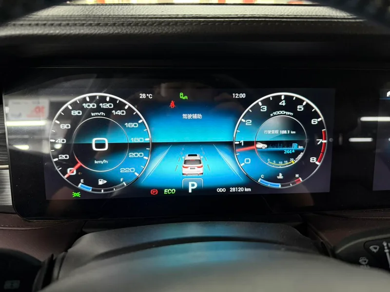 Jetour X90 PLUS 2024 1.6TD DCT Семейная счастливая версия интерьер фото 14