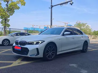 BMW 3 Series 2023 325Li M Conjunto deportivo