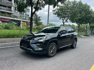 Toyota Wildlander 2023 2.0L Полный привод, люкс PLUS Версия