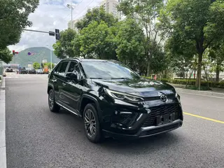 Toyota Wildlander 2023 2.0L Полный привод, люкс PLUS Версия экстерьер фото 3