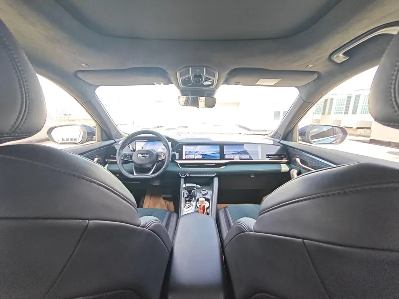 Geely Monjaro 2021 2.0TD DCT EVO Two-wheel-drive Zhizun type interior photo 14 Geely Monjaro 2021 2.0TD DCT EVO Two-wheel-drive Zhizun type interior photo 14