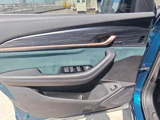 Geely Monjaro 2021 2.0TD DCT EVO Two-wheel-drive Zhizun type interior photo 16 Geely Monjaro 2021 2.0TD DCT EVO Two-wheel-drive Zhizun type interior photo 16