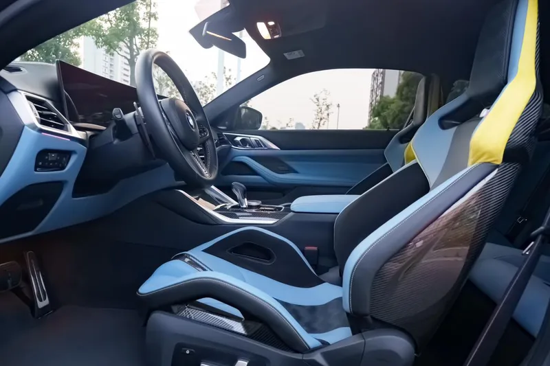 BMW M4 2023 M4 Coupe M xDrive Thunder Edition interior photo 10 BMW M4 2023 M4 Coupe M xDrive Thunder Edition interior photo 10