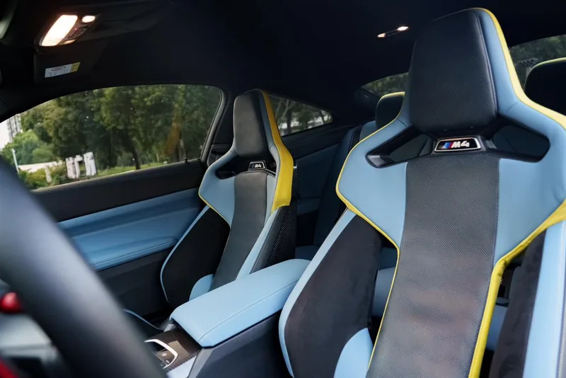 BMW M4 2023 M4 Coupe M xDrive Thunder Edition interior photo 12 BMW M4 2023 M4 Coupe M xDrive Thunder Edition interior photo 12
