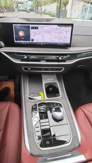 BMW X5 2025 xDrive30Li Type de luxe M Set de nuit de sport intérieur photo 15 BMW X5 2025 xDrive30Li Type de luxe M Set de nuit de sport intérieur photo 15