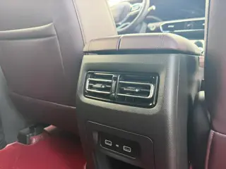Jetour X90 2023 Zilong 2.0T DCT Changsheng Edition 7 seat interior photo 18 Jetour X90 2023 Zilong 2.0T DCT Changsheng Edition 7 seat interior photo 18