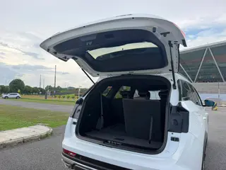 Jetour X90 2023 Zilong 2.0T DCT Changsheng Edition 7 seat interior photo 20 Jetour X90 2023 Zilong 2.0T DCT Changsheng Edition 7 seat interior photo 20