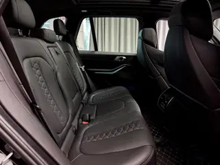 BMW X5 M 2023 X5 M Thunder Edition interior photo 10 BMW X5 M 2023 X5 M Thunder Edition interior photo 10