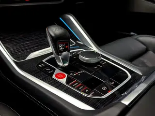 BMW X5 M 2023 X5 M Thunder Edition interior photo 11 BMW X5 M 2023 X5 M Thunder Edition interior photo 11