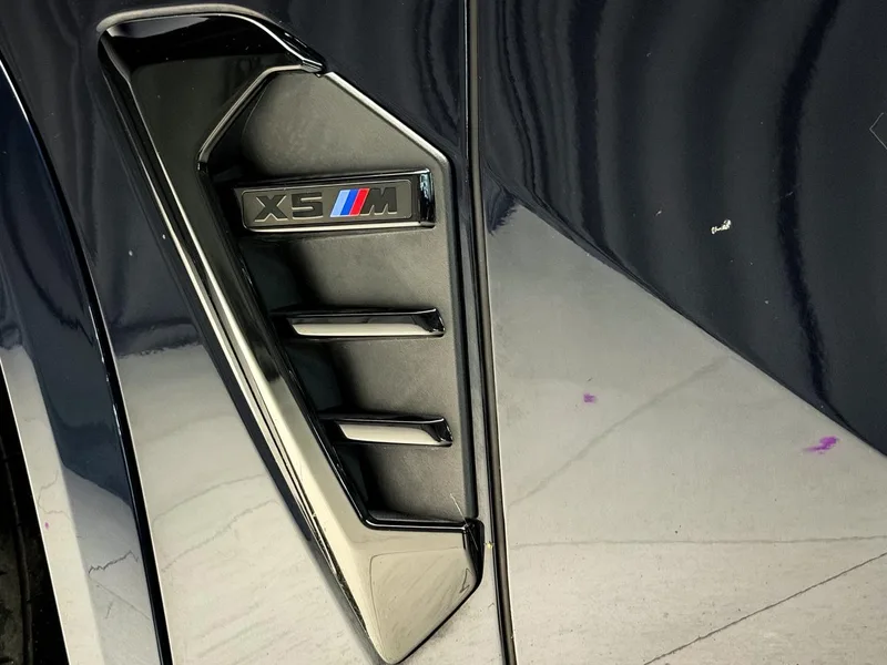 BMW X5 M 2023 X5 M Thunder Edition interior photo 16 BMW X5 M 2023 X5 M Thunder Edition interior photo 16