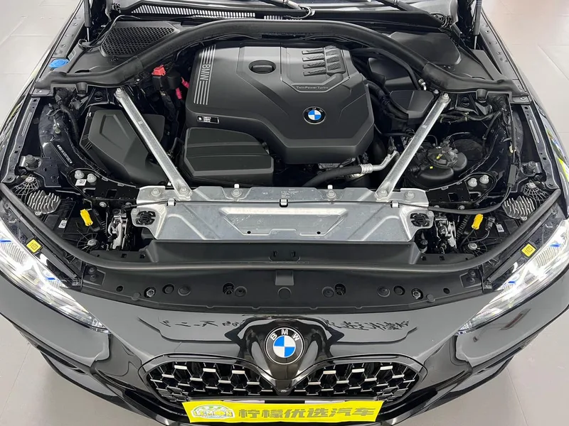 BMW 4 Series 2023 425i Convertible M Sports Night Suit interior photo 17
