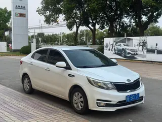 Kia K2 2015 Three-box 1.4L MT GLS exterior photo 3 Kia K2 2015 Three-box 1.4L MT GLS exterior photo 3