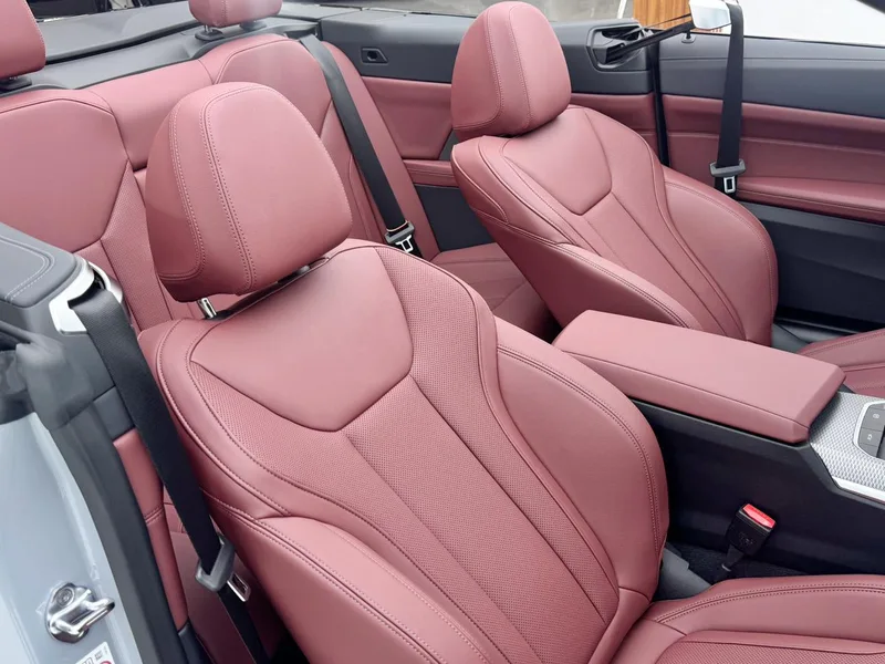 BMW 4 Series 2024 430i Convertible M Sports Night Suit interior photo 11 BMW 4 Series 2024 430i Convertible M Sports Night Suit interior photo 11
