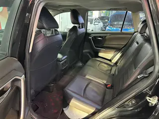Toyota Venza 2021 2.5L Version à deux roues motrices intérieur photo 7 Toyota Venza 2021 2.5L Version à deux roues motrices intérieur photo 7