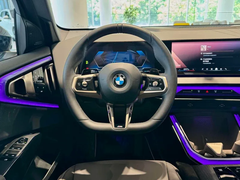 BMW X3 2025 xDrive30L Leading Type M Sports Night Suit interior photo 7
