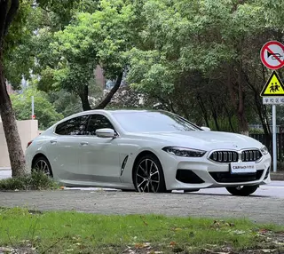 BMW 8 Series 2022 840i xDrive Four-door coupe M Sports suit exterior photo 3