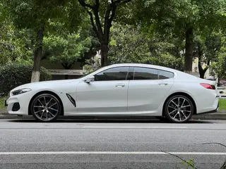 BMW 8 Series 2022 840i xDrive Four-door coupe M Sports suit exterior photo 7