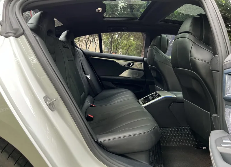 BMW 8 Series 2022 840i xDrive Four-door coupe M Sports suit exterior photo 10