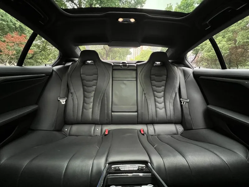 BMW 8 Series 2022 840i xDrive Four-door coupe M Sports suit interior photo 12