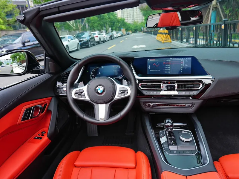 BMW Z4 2023 sDrive 25i M Conjunto deportivo interior foto 13 BMW Z4 2023 sDrive 25i M Conjunto deportivo interior foto 13