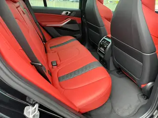 BMW X5 M 2023 X5 M Versión Thunder interior foto 18 BMW X5 M 2023 X5 M Versión Thunder interior foto 18