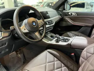 BMW X5 2022 Reforma xDrive 40Li M Conjunto deportivo exterior foto 6 BMW X5 2022 Reforma xDrive 40Li M Conjunto deportivo exterior foto 6