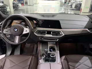 BMW X5 2022 Reforma xDrive 40Li M Conjunto deportivo interior foto 10 BMW X5 2022 Reforma xDrive 40Li M Conjunto deportivo interior foto 10
