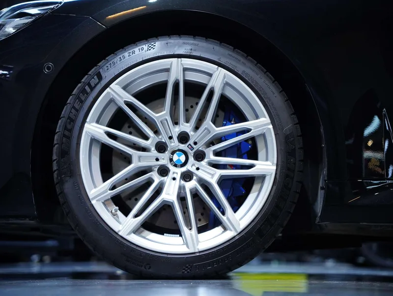 BMW M2 2023 M2 Coupé exterior foto 8 BMW M2 2023 M2 Coupé exterior foto 8