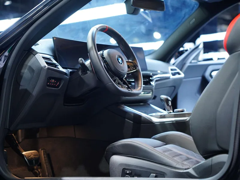 BMW M2 2023 M2 Coupé interior foto 19 BMW M2 2023 M2 Coupé interior foto 19