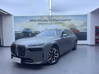 BMW i7 2023 xDrive60L Luxury Set exterior photo 2 BMW i7 2023 xDrive60L Luxury Set exterior photo 2