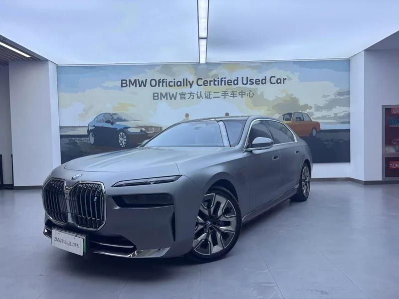 BMW i7 2023 xDrive60L Luxury Set exterior photo 2 BMW i7 2023 xDrive60L Luxury Set exterior photo 2