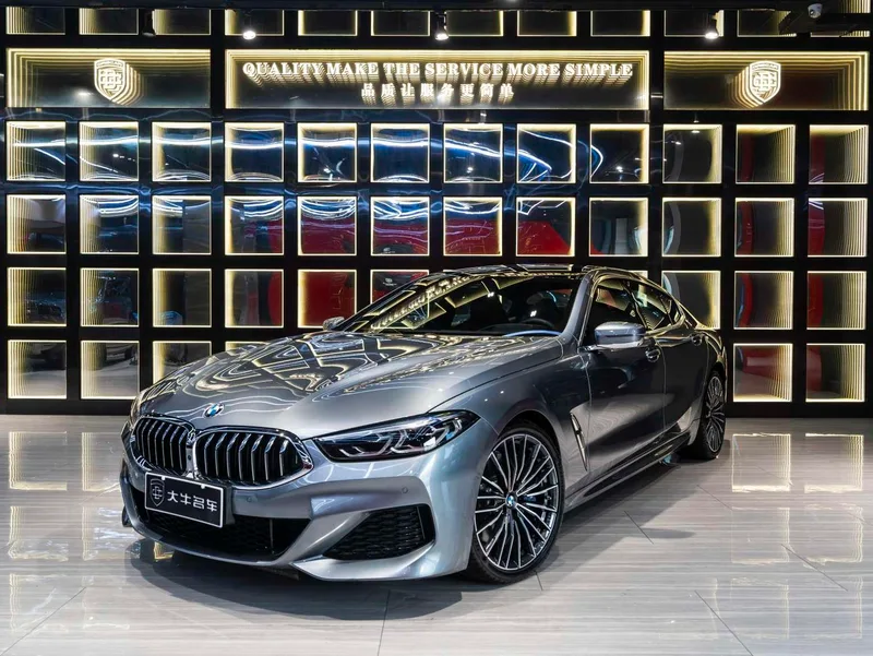 BMW 8 Series 2022 840i Coupé de cuatro puertas M Conjunto deportivo exterior foto 1 BMW 8 Series 2022 840i Coupé de cuatro puertas M Conjunto deportivo exterior foto 1