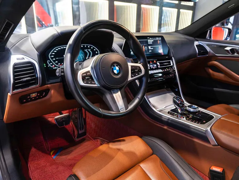 BMW 8 Series 2022 840i Coupé de cuatro puertas M Conjunto deportivo interior foto 14 BMW 8 Series 2022 840i Coupé de cuatro puertas M Conjunto deportivo interior foto 14