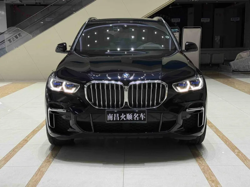 BMW X5 2023 xDrive40Li M Sports suit exterior photo 2 BMW X5 2023 xDrive40Li M Sports suit exterior photo 2