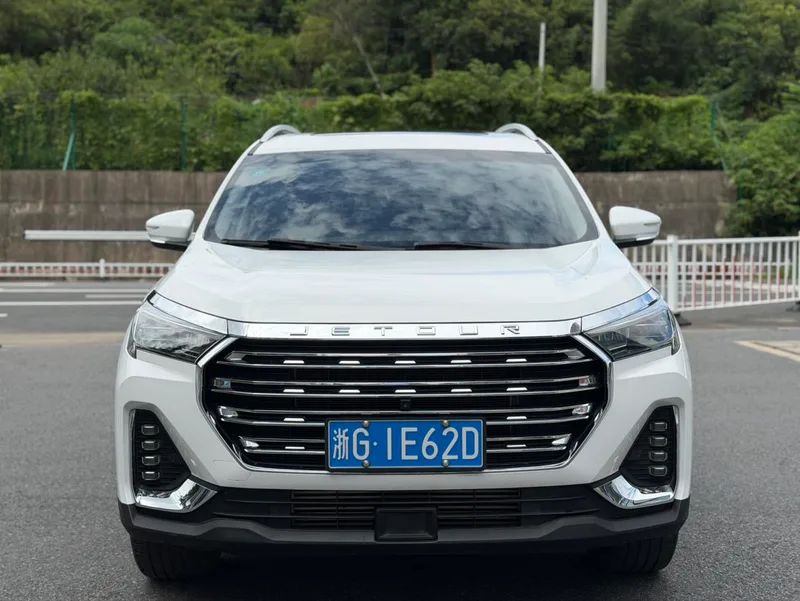 Jetour X90 PLUS 2023 2.0TD DCT Castle exterior photo 2