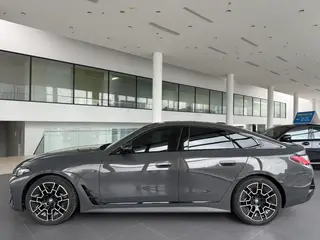 BMW 4 Series 2024 430i Gran Coupe M Спортивный ночной костюм экстерьер фото 5