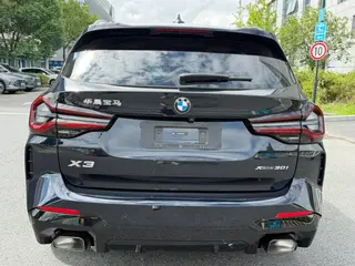 BMW X3 2023 xDrive30i Líder M Traje de noche Yao interior foto 17 BMW X3 2023 xDrive30i Líder M Traje de noche Yao interior foto 17